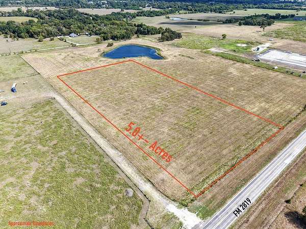 5 Acres of Residential Land for Sale in Anderson, Texas