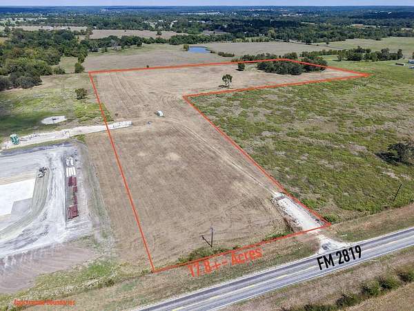 17.8 Acres of Land for Sale in Anderson, Texas