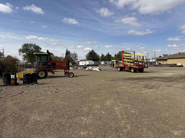 1 Acre of Mixed-Use Land for Auction in Mountain Home, Idaho