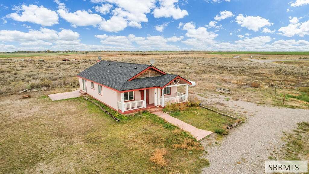 1.63 Acres of Land with Home for Sale in Pingree, Idaho