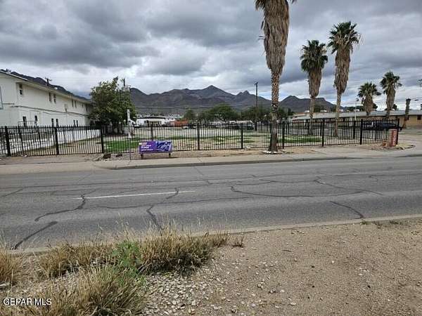 0.58 Acres of Commercial Land for Sale in El Paso, Texas