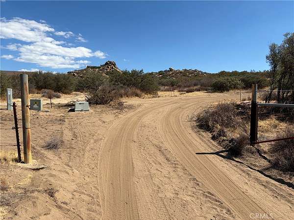 19 Acres of Land for Sale in Anza, California