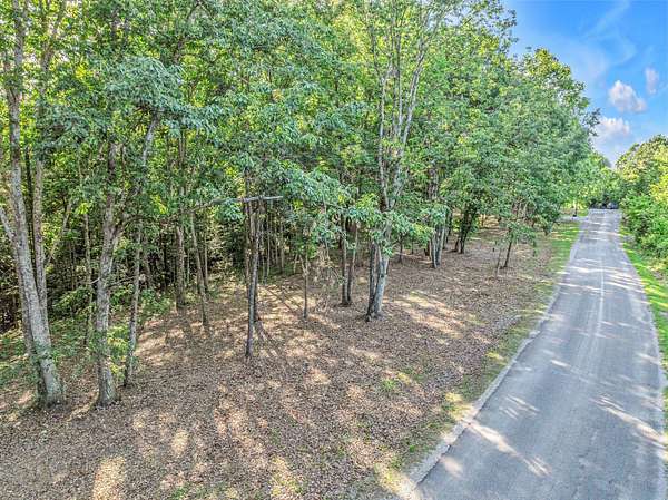 8.75 Acres of Residential Land for Sale in Pegram, Tennessee