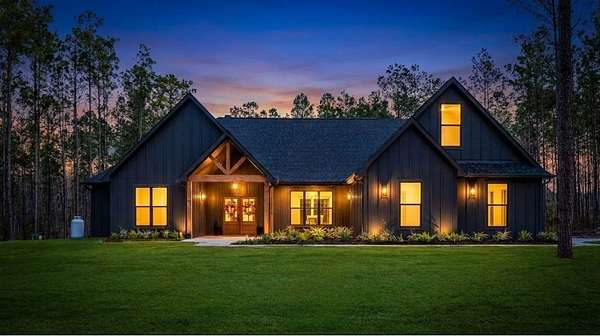 6.13 Acres of Land with Home for Sale in Moscow, Texas