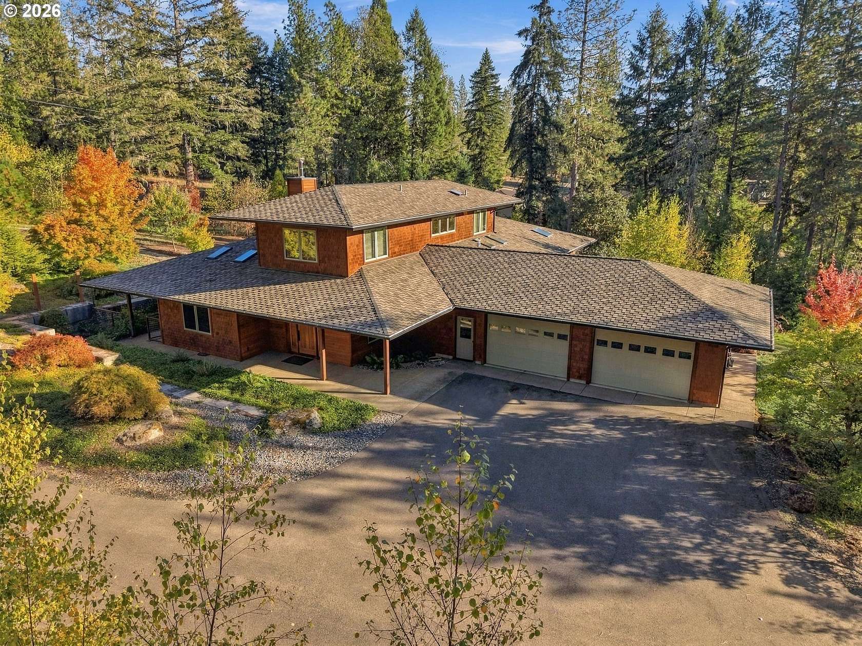5 Acres of Land with Home for Sale in Roseburg, Oregon