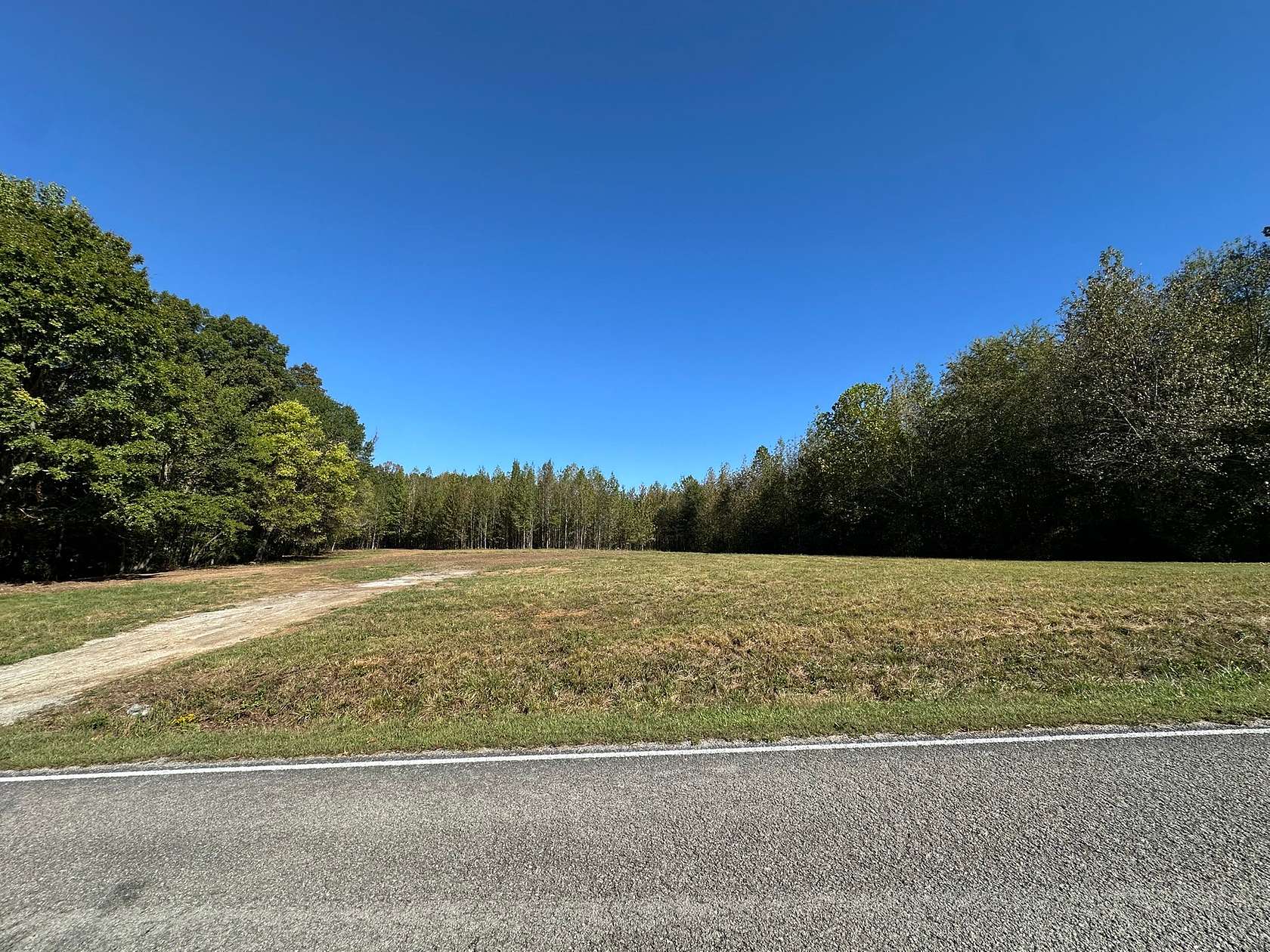 5.86 Acres of Residential Land for Sale in Tullahoma, Tennessee