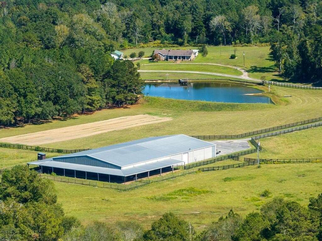 50.3 Acres of Agricultural Land with Home for Sale in Laurel, Mississippi