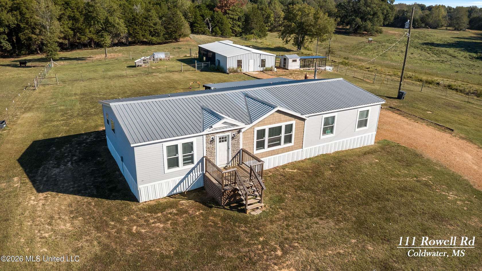 18 Acres of Land with Home for Sale in Coldwater, Mississippi