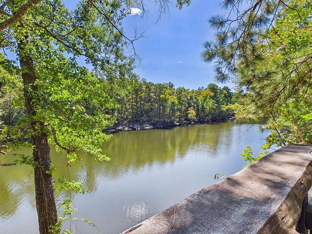 4.64 Acres of Land with Home for Sale in Jasper, Texas