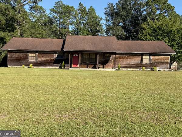 2.14 Acres of Land with Home for Sale in Vidalia, Georgia