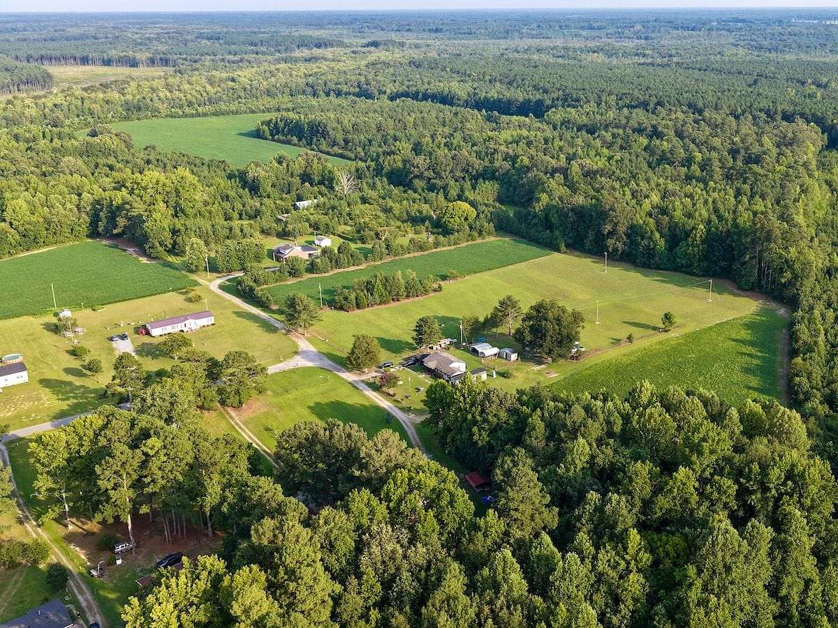 107 Acres of Land for Sale in Emporia, Virginia