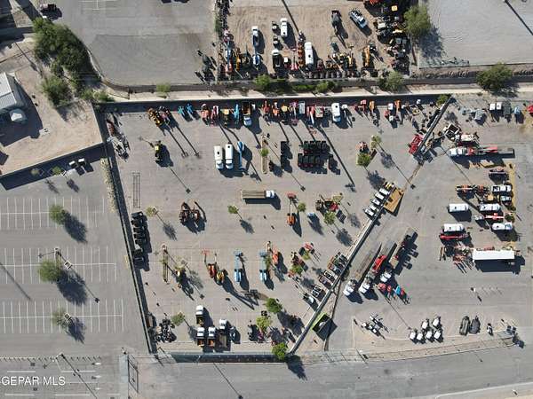 1.78 Acres of Commercial Land for Sale in El Paso, Texas