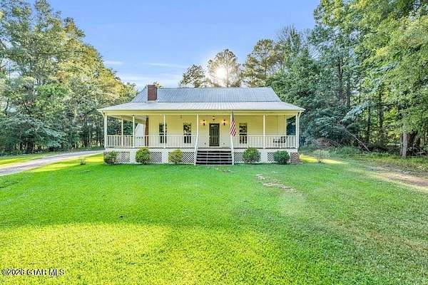 2.18 Acres of Land with Home for Sale in West Point, Mississippi