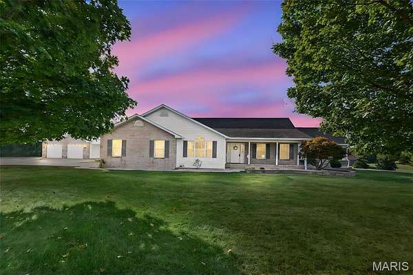 2 Acres of Land with Home for Sale in Moro, Illinois