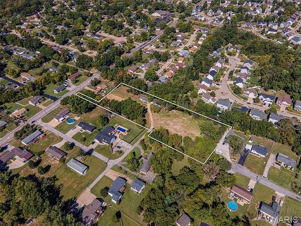 2.66 Acres of Residential Land for Sale in Fenton, Missouri