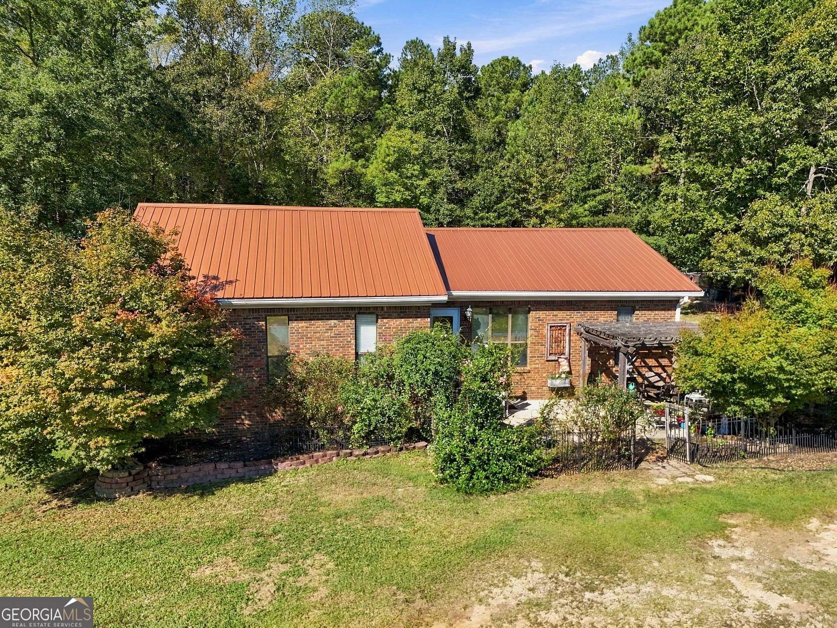 2.19 Acres of Land with Home for Sale in Greenville, Georgia