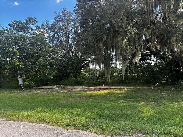 0.1 Acres of Residential Land for Sale in Mulberry, Florida