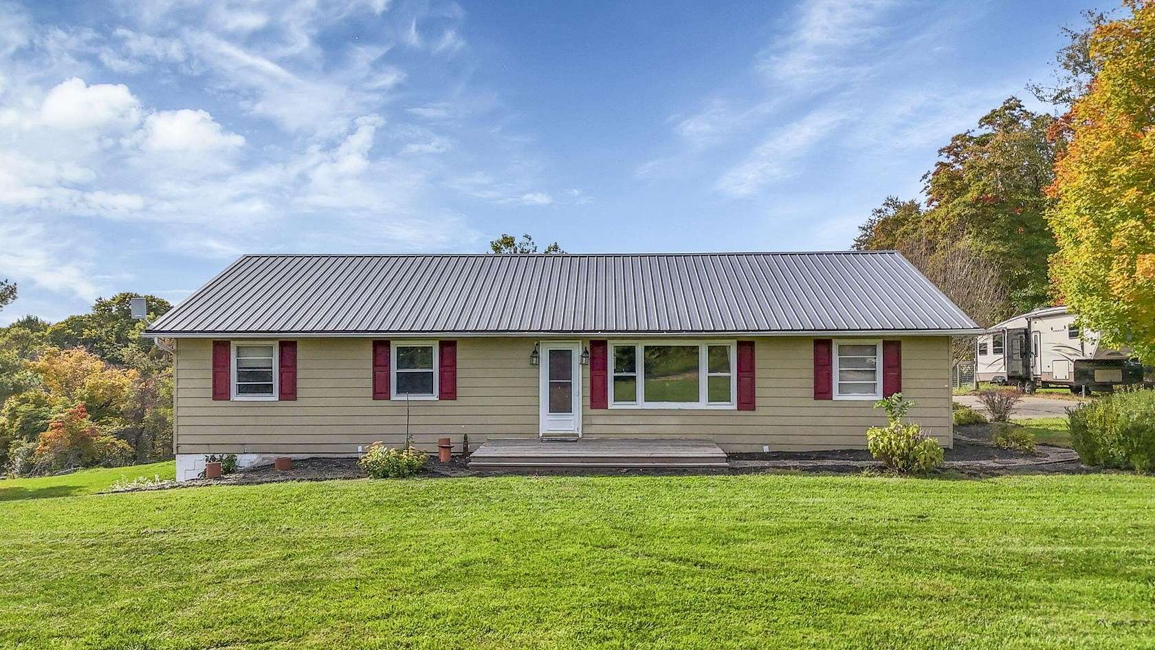 16.9 Acres of Land with Home for Sale in Rushville, Ohio