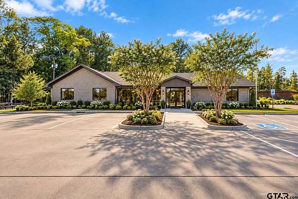 5.54 Acres of Commercial Land for Sale in Whitehouse, Texas