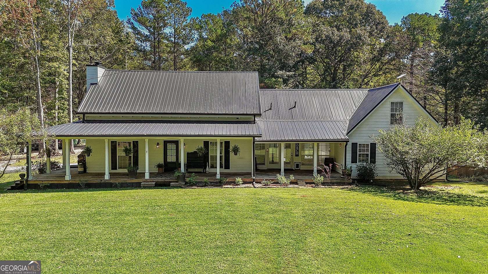 15.9 Acres of Land with Home for Sale in Senoia, Georgia