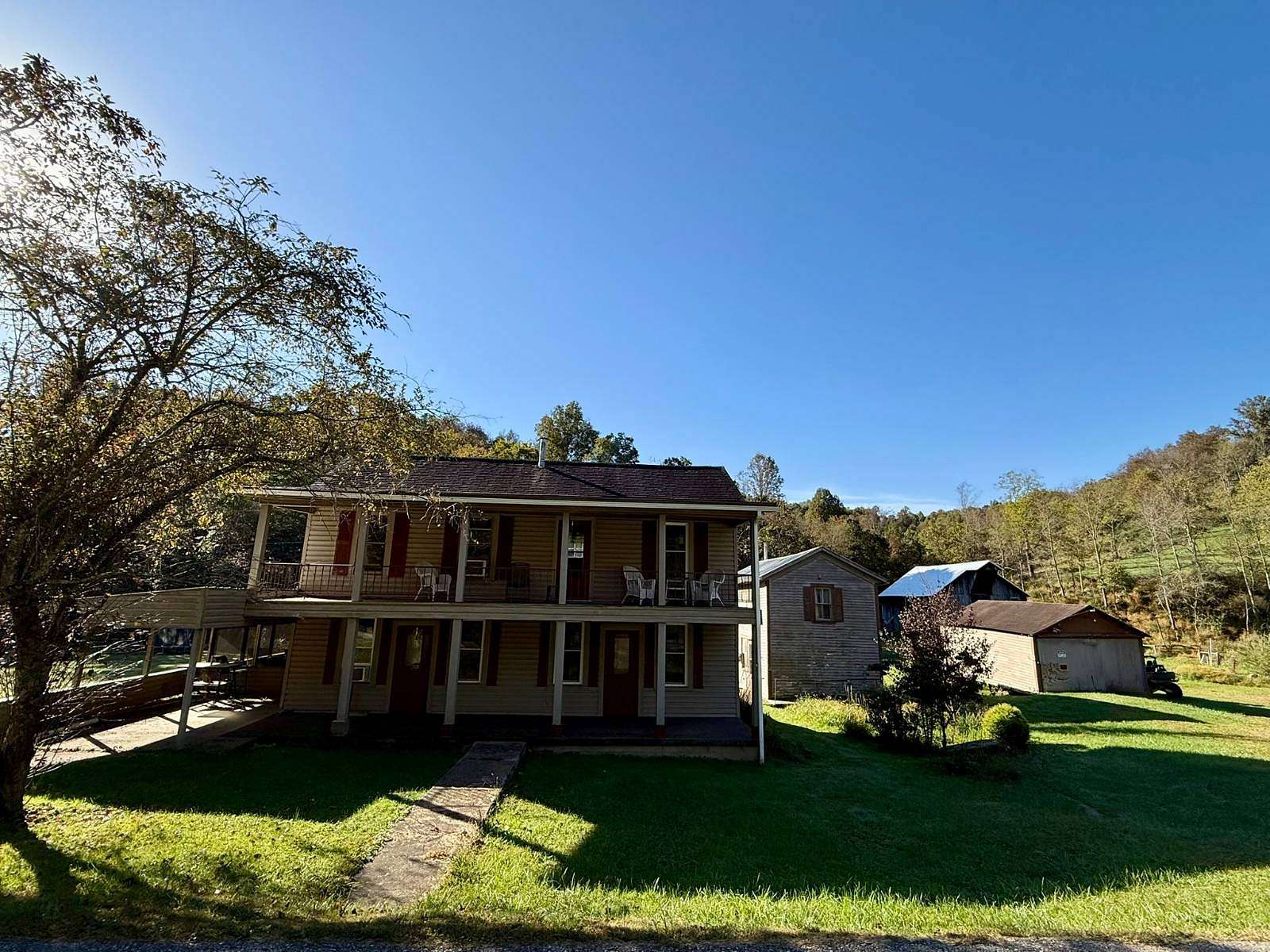 122 Acres of Land with Home for Sale in Harrisville, West Virginia