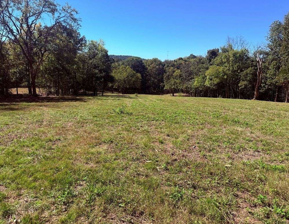 12 Acres of Land for Auction in Lebanon, Tennessee