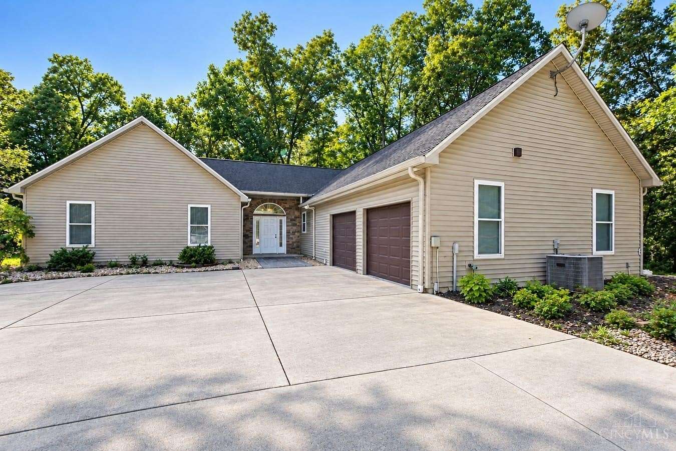 10.7 Acres of Recreational Land with Home for Sale in Williamsburg Township, Ohio