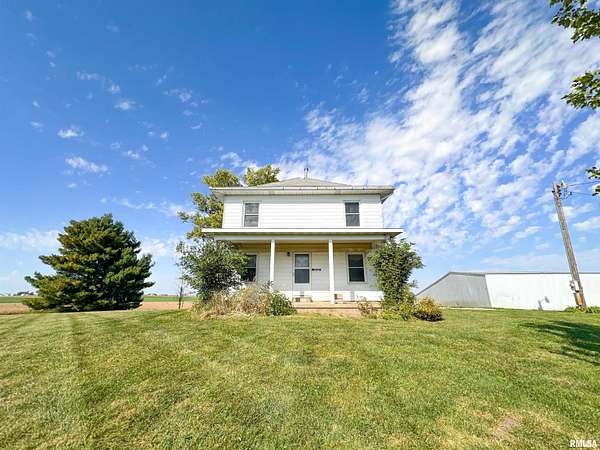 2.59 Acres of Land with Home for Sale in Tremont, Illinois