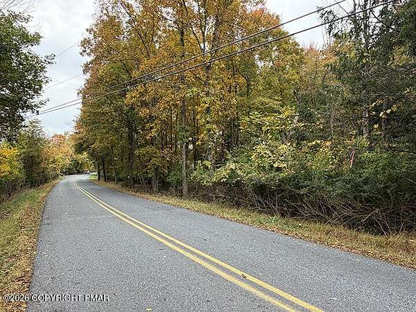 40.7 Acres of Recreational & Residential Land for Sale in Stroudsburg, Pennsylvania
