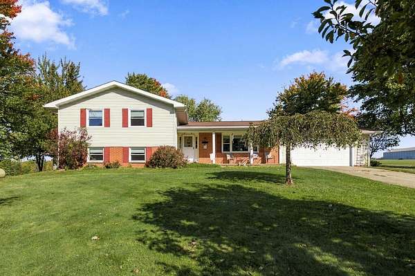 2.48 Acres of Land with Home for Sale in Mansfield, Ohio