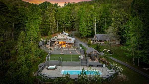 17.4 Acres of Commercial Land for Sale in Blairsville, Georgia