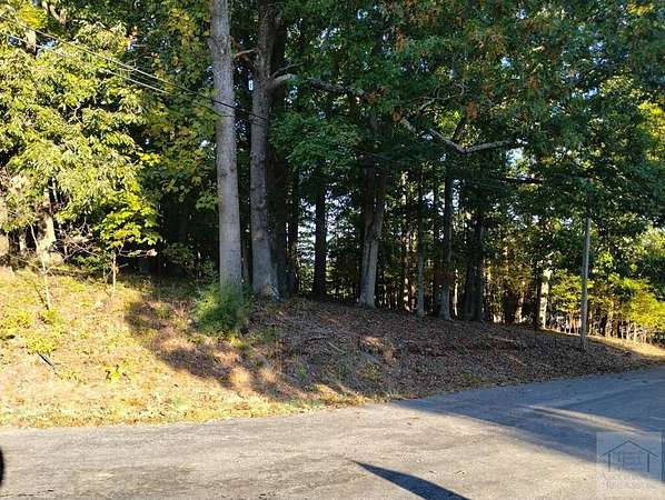 0.8 Acres of Residential Land for Sale in Martinsville, Virginia