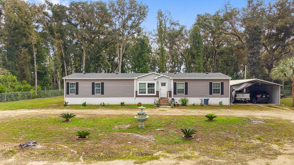 2 Acres of Land with Home for Sale in Old Town, Florida