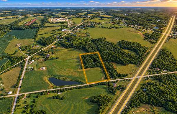 6.29 Acres of Land for Sale in Spruce Pine, Alabama