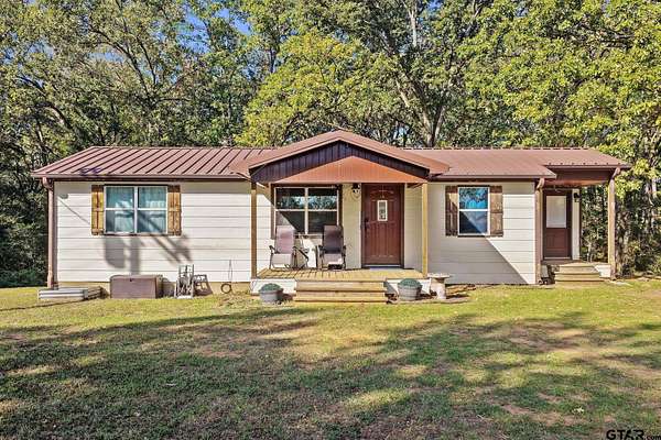 1.58 Acres of Land with Home for Sale in Cookville, Texas