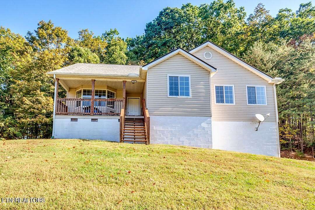 2 Acres of Land with Home for Sale in Thorn Hill, Tennessee