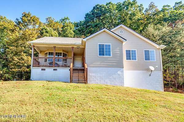 2 Acres of Land with Home for Sale in Thorn Hill, Tennessee