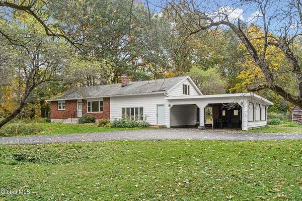 4.2 Acres of Land with Home for Sale in Scotia, New York