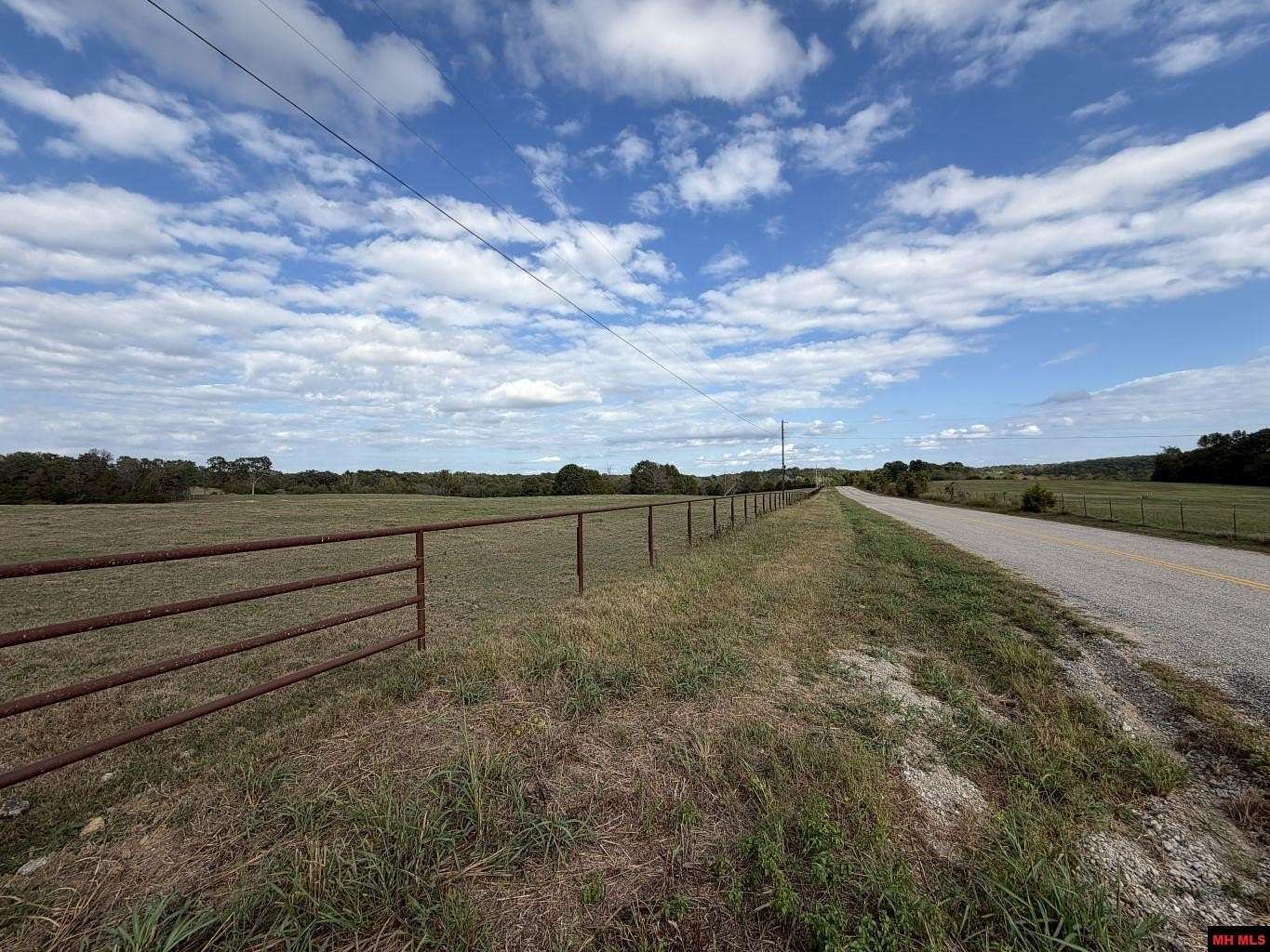 125 Acres of Land for Sale in Mountain Home, Arkansas