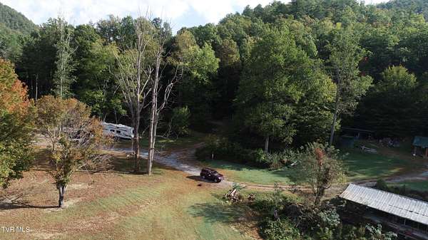 6 Acres of Improved Commercial Land for Sale in Erwin, Tennessee