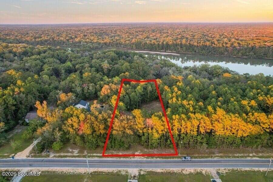 1.33 Acres of Residential Land for Sale in Jesup, Georgia