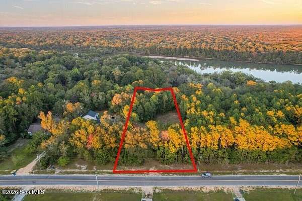 1.33 Acres of Residential Land for Sale in Jesup, Georgia