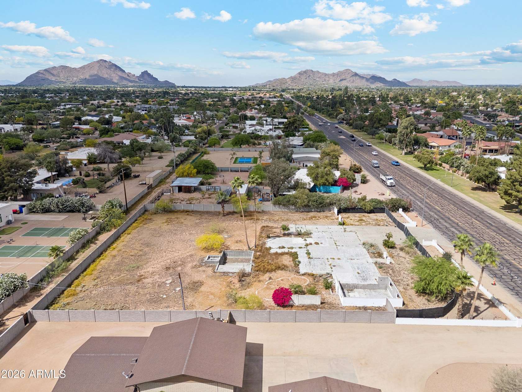 0.91 Acres of Residential Land for Sale in Scottsdale, Arizona