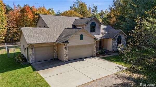 5.84 Acres of Land with Home for Sale in Vassar Township, Michigan