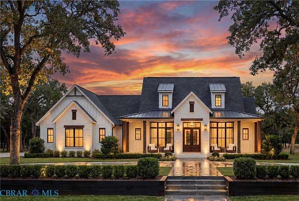 1.8 Acres of Land with Home for Sale in Locust Hill, Virginia