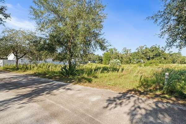 0.46 Acres of Residential Land for Sale in Bell, Florida