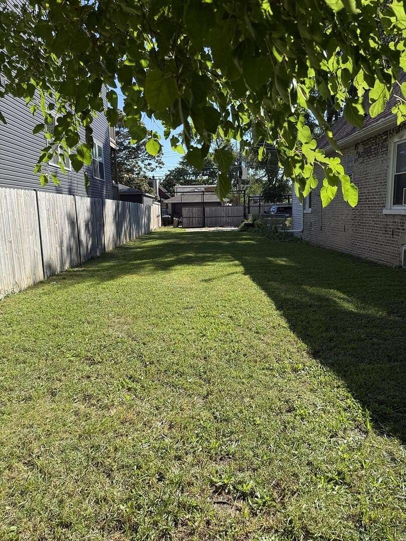 0.07 Acres of Residential Land for Sale in Chicago, Illinois