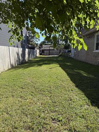 0.07 Acres of Residential Land for Sale in Chicago, Illinois