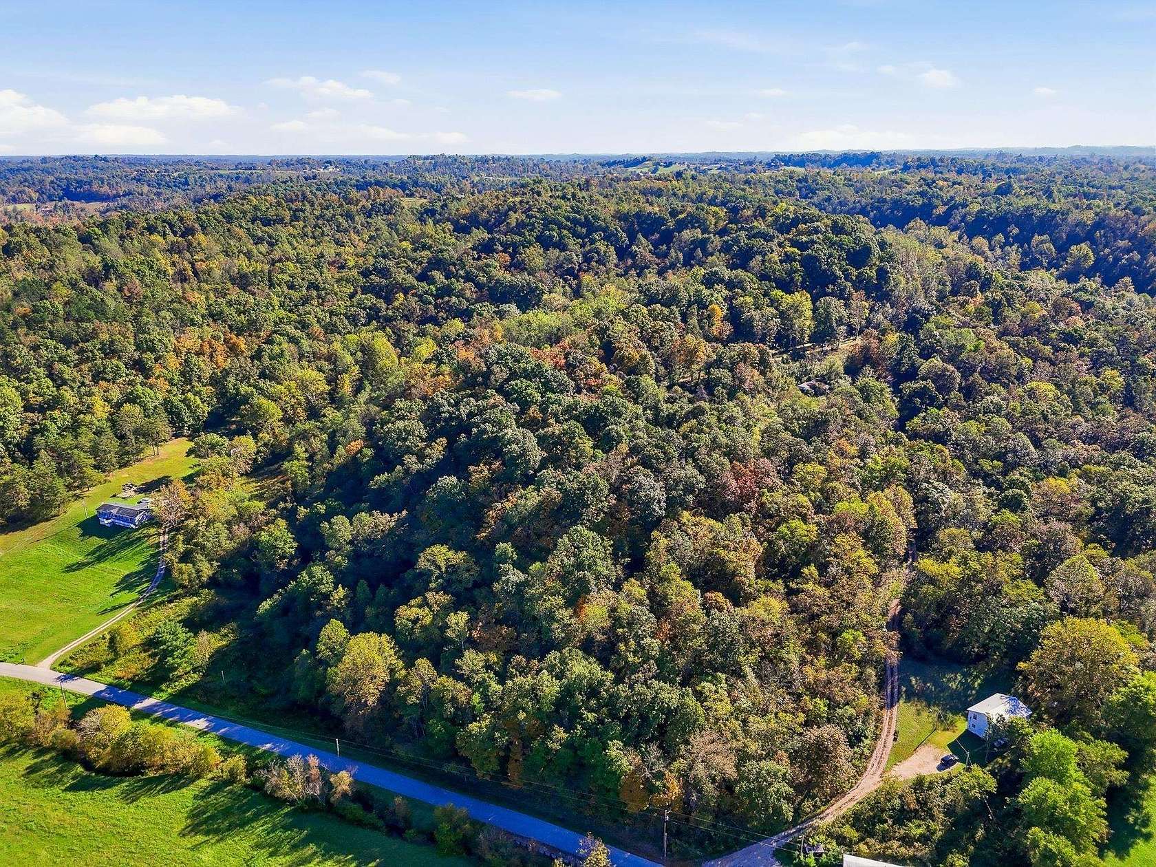28 Acres of Recreational Land for Sale in Chesapeake, Ohio
