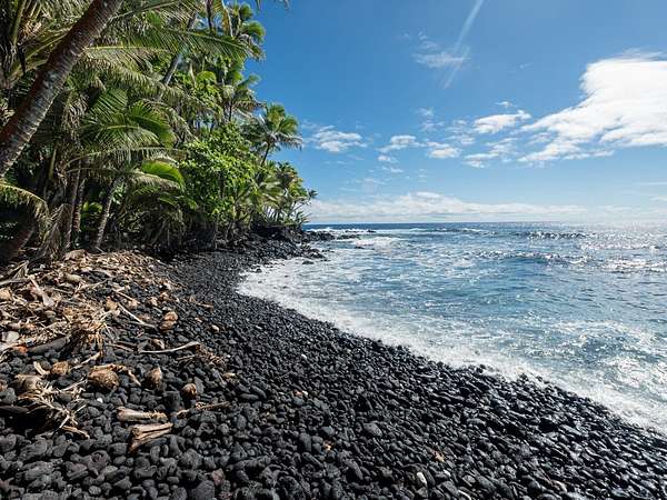 10.6 Acres of Land for Sale in Pahoa, Hawaii
